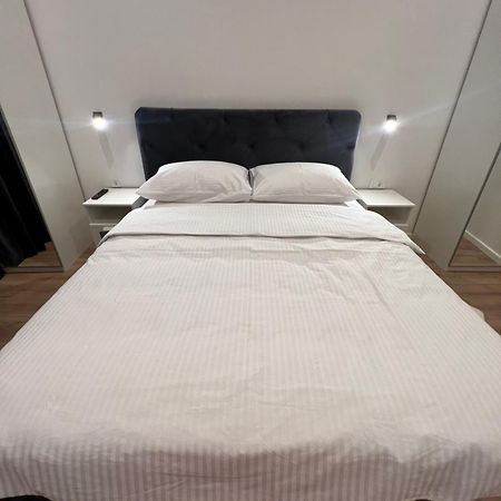 Studio Apartman Luka Zagreb Buitenkant foto