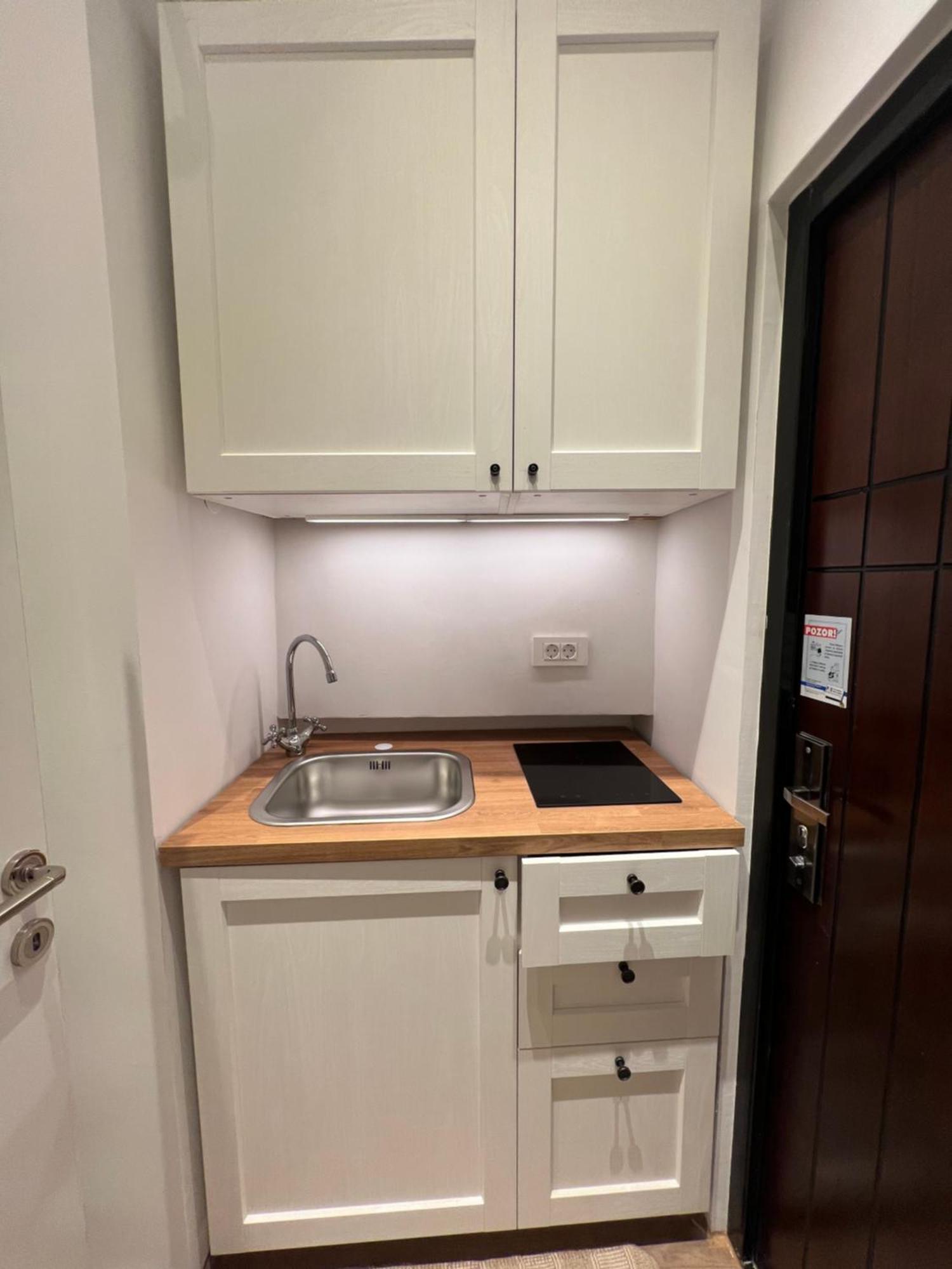 Studio Apartman Luka Zagreb Buitenkant foto